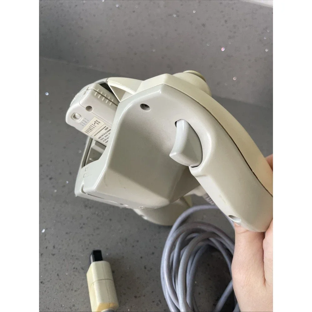 READ! Sega Dreamcast Official White Controller HKT-7700 Original OEM Untested